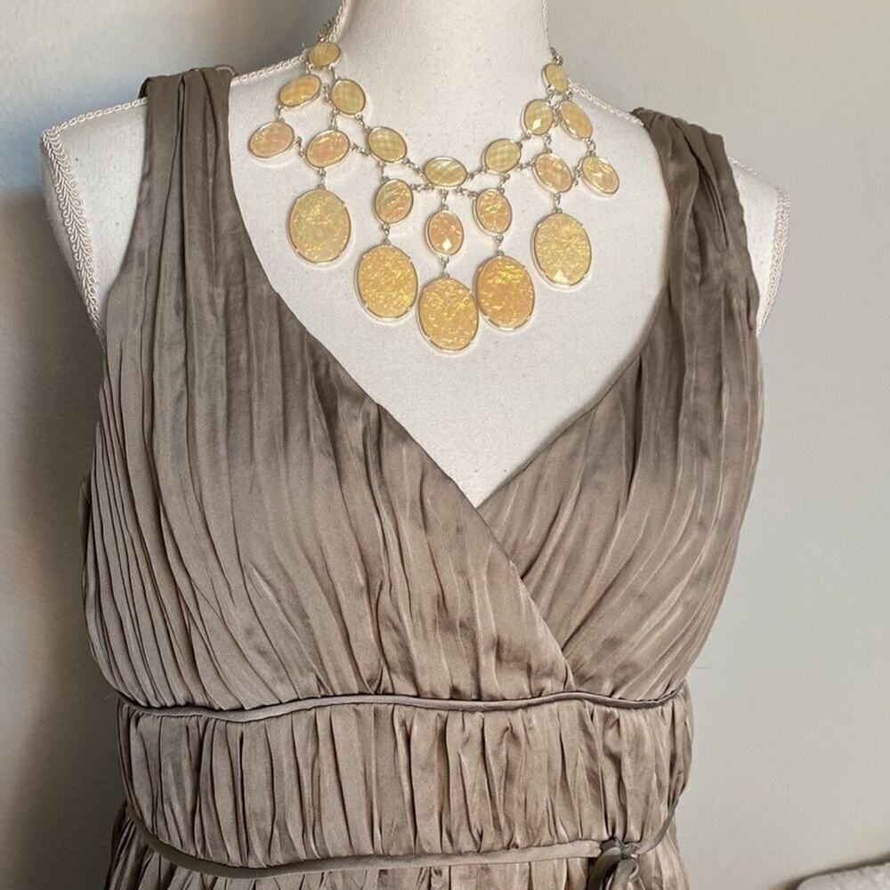 Stunning Statement Necklace see Video - Picture 3 of 6